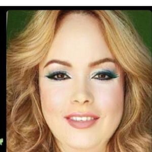 Meet your Posher, Vicky